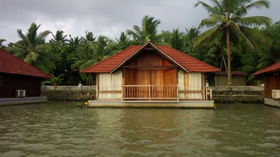 Poovar Island